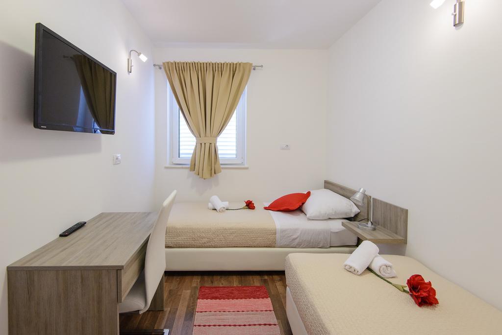 Violeta 1 With Private Terrace Apartment *