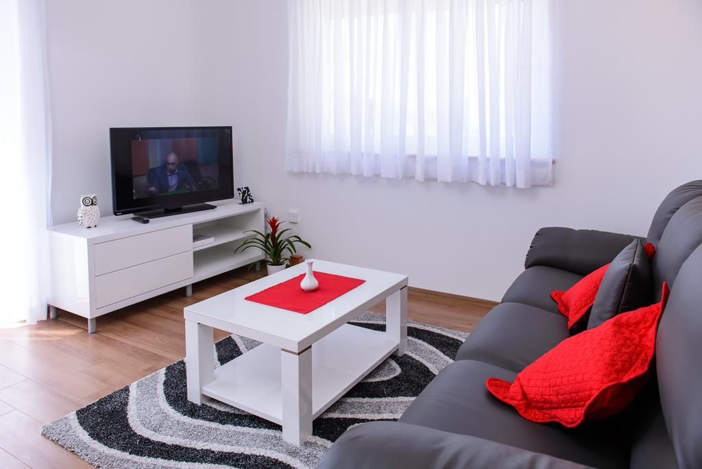 Apartment Violeta 1 With Private Terrace *