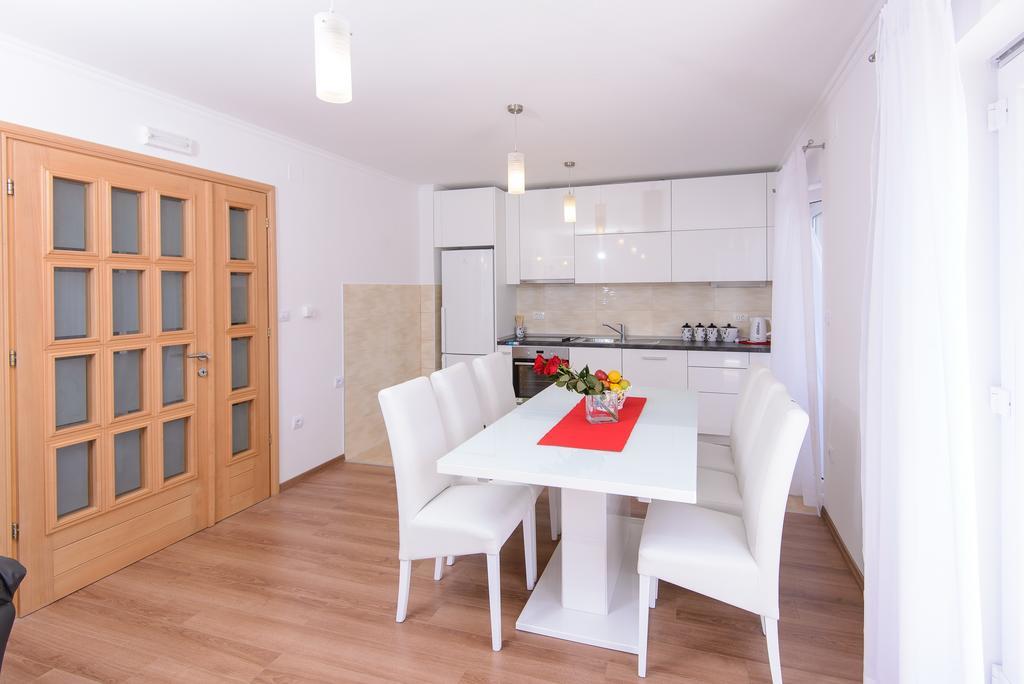 Violeta 1 With Private Terrace